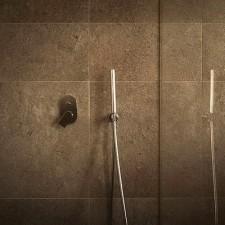detal prysznica